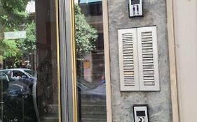 106 Ιπποκράτους